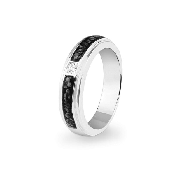 Black Unisex Remembrance Memorial Ashes Ring - Ashes into Jewellery