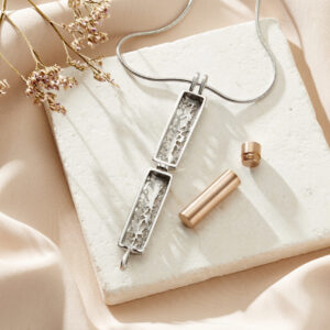 Floral Ashes Necklace - Memorial Jewellery - Inscripture - Self-fill Jewellery