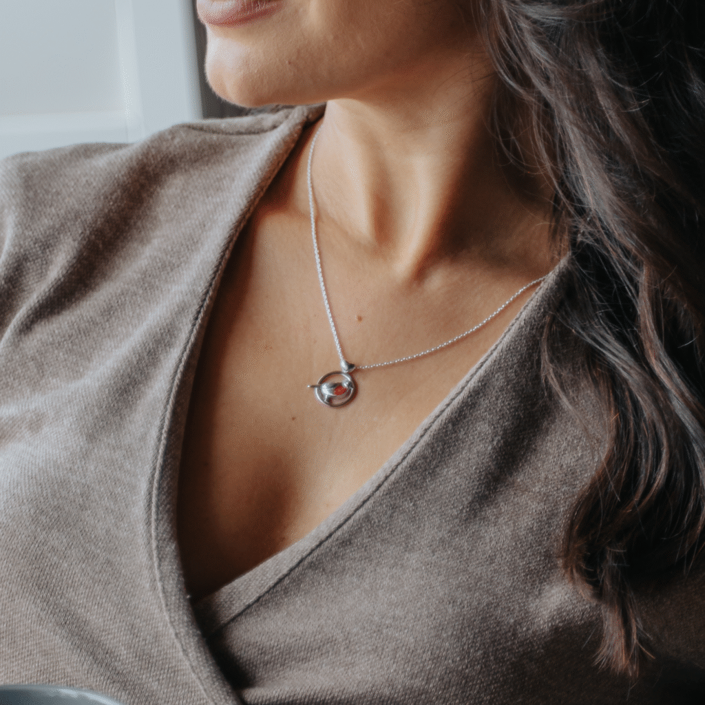 Robin Ashes Necklace - Ashes into Jewellery