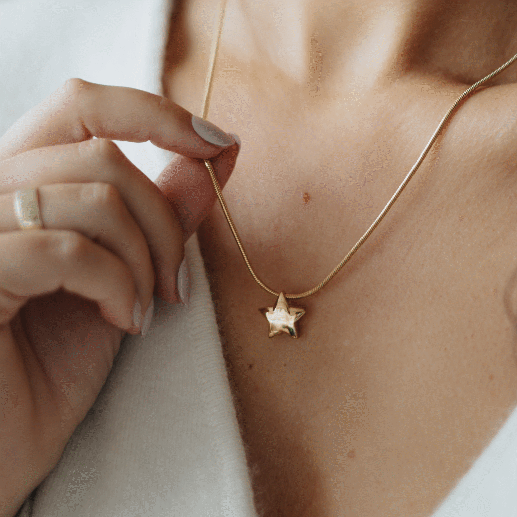 Rose Gold Star Paw Print Necklace - Paw Print Jewellery Memorial Jewellery - Inscripture
