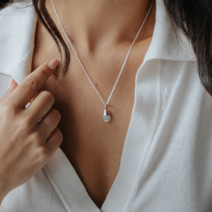 Pure Ashes Necklace - Ashes into Jewellery - Inscripture - Memorial Jewellery